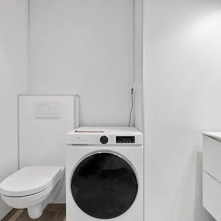 - Rosenberg Apartment *