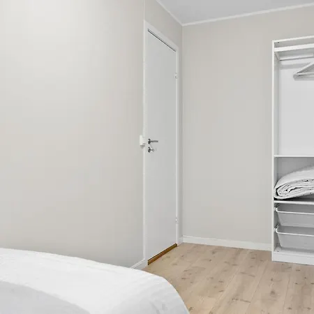 - Rosenberg ברגן