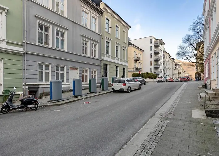 - Rosenberg Apartment *